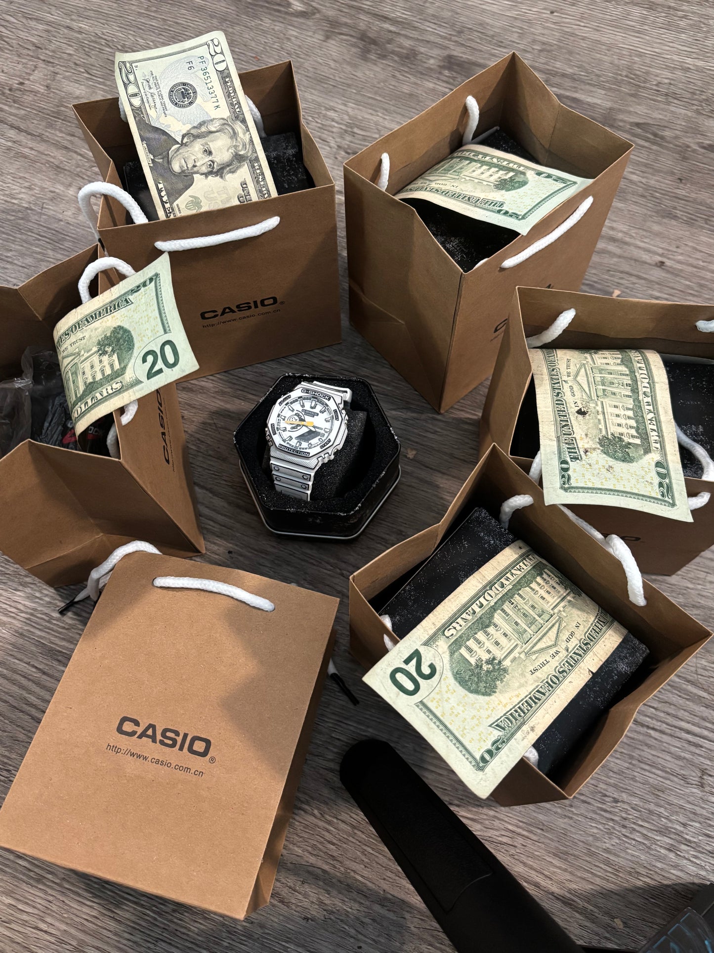 "CARTOON NETWORK" GSHOCK